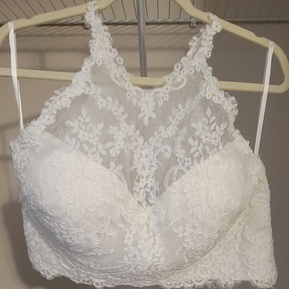 Wedding Dress - Picture 5 of 7